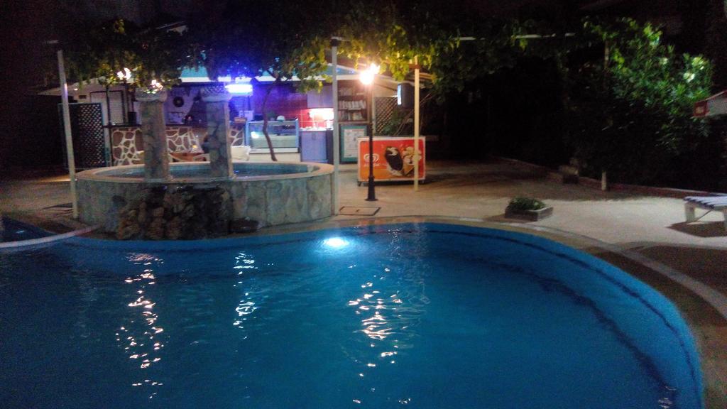 Erciyes Apart Hotel Fethiye Esterno foto