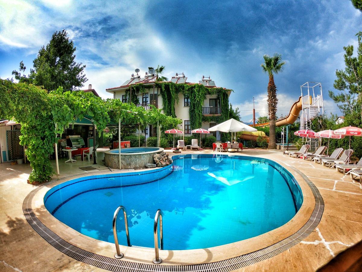 Erciyes Apart Hotel Fethiye Esterno foto